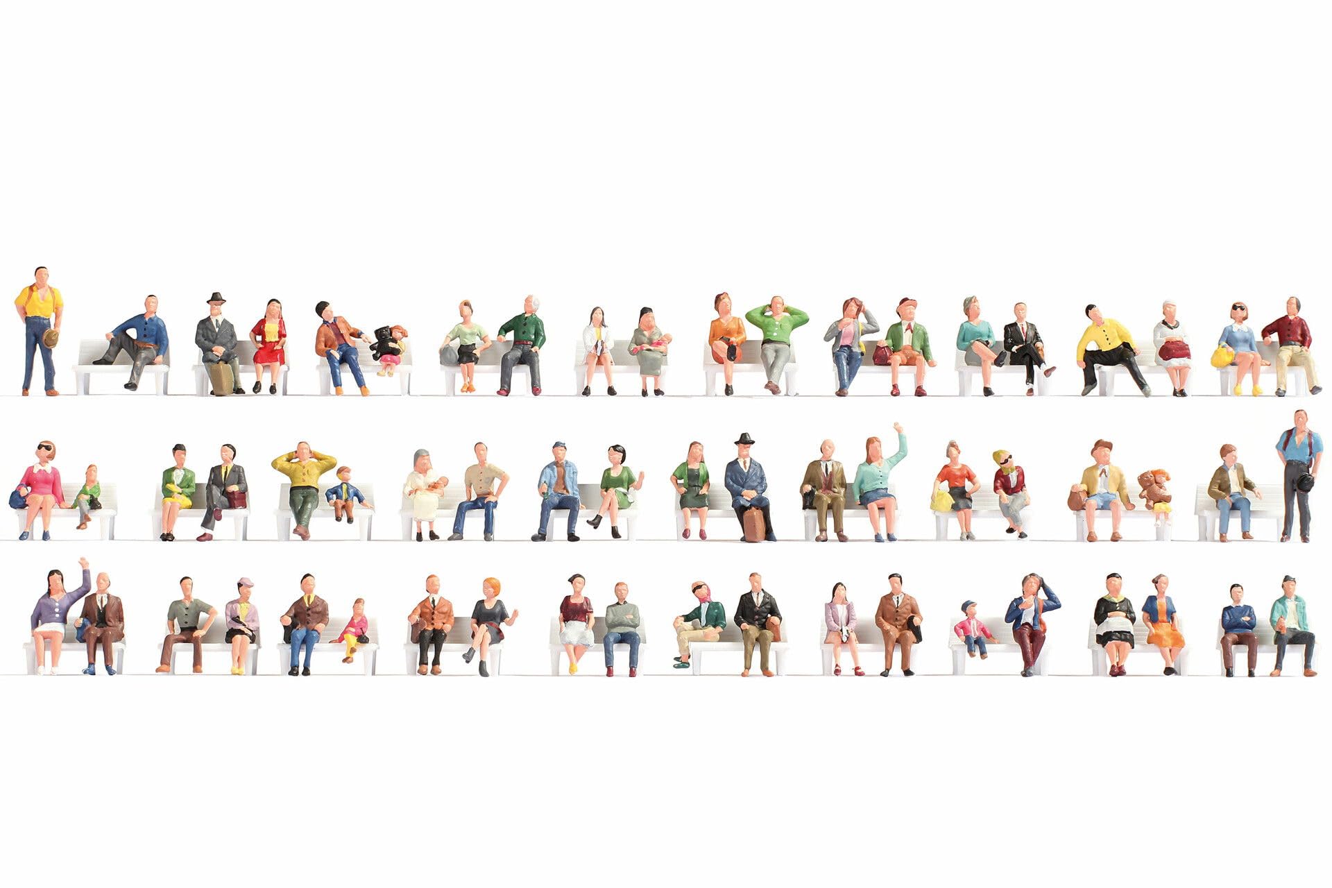 NOCH 16071 MEGA-SPAR-SET “SITZENDE” 60 Figuren