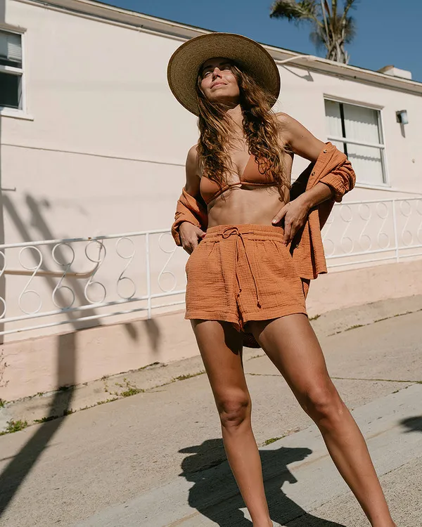 Billabong_Hose_Kurz_Damen_Toffee_GR._L