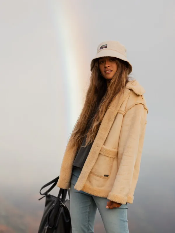 Change_Of_Heart_-_Fliegerjacke_aus_Sherpa_für_Frauen