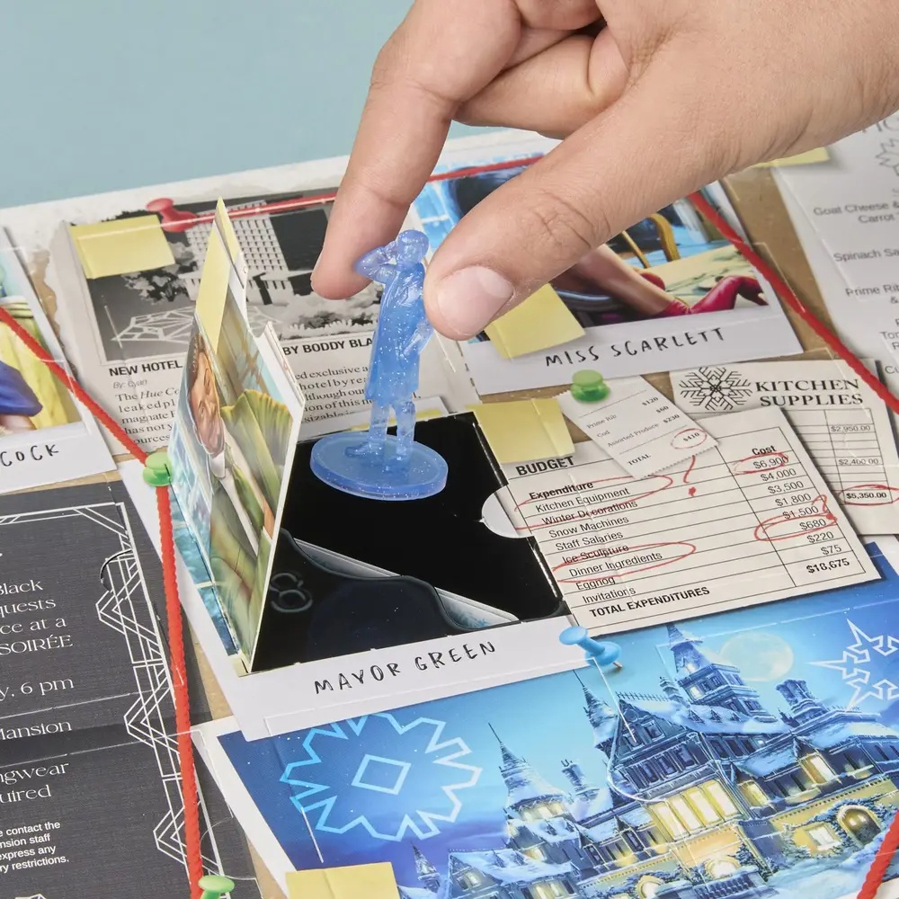 Cluedo Adventskalender Secrets Under Snowfall
