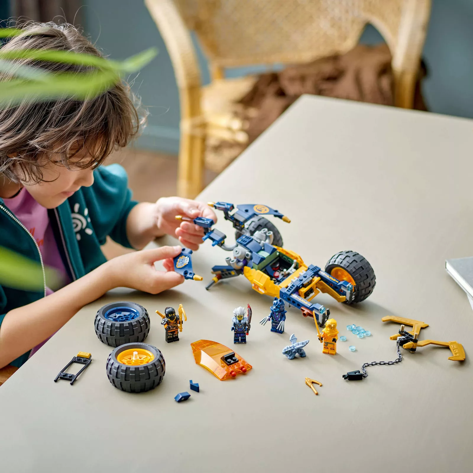 LEGO® NINJAGO® Arins Ninja-Geländebuggy 71811