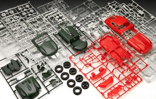 Revell 05667 Geschenkset Jaguar 100th Anniversary Modellbausatz 1:24